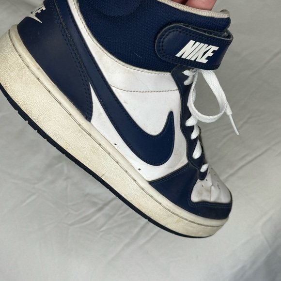Nike Court Borough Mid 2 White Blue Size 8 Basketball in good condition leather - Picture 6 of 16